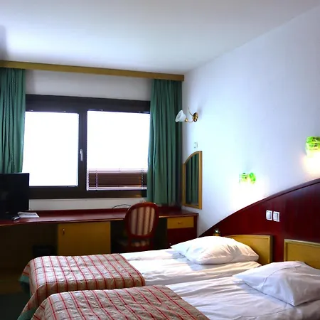 Mc Hotel 3*